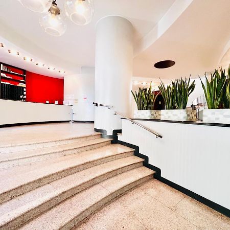 Duomo City Center - Petit Studio มิลาน ภายนอก รูปภาพ